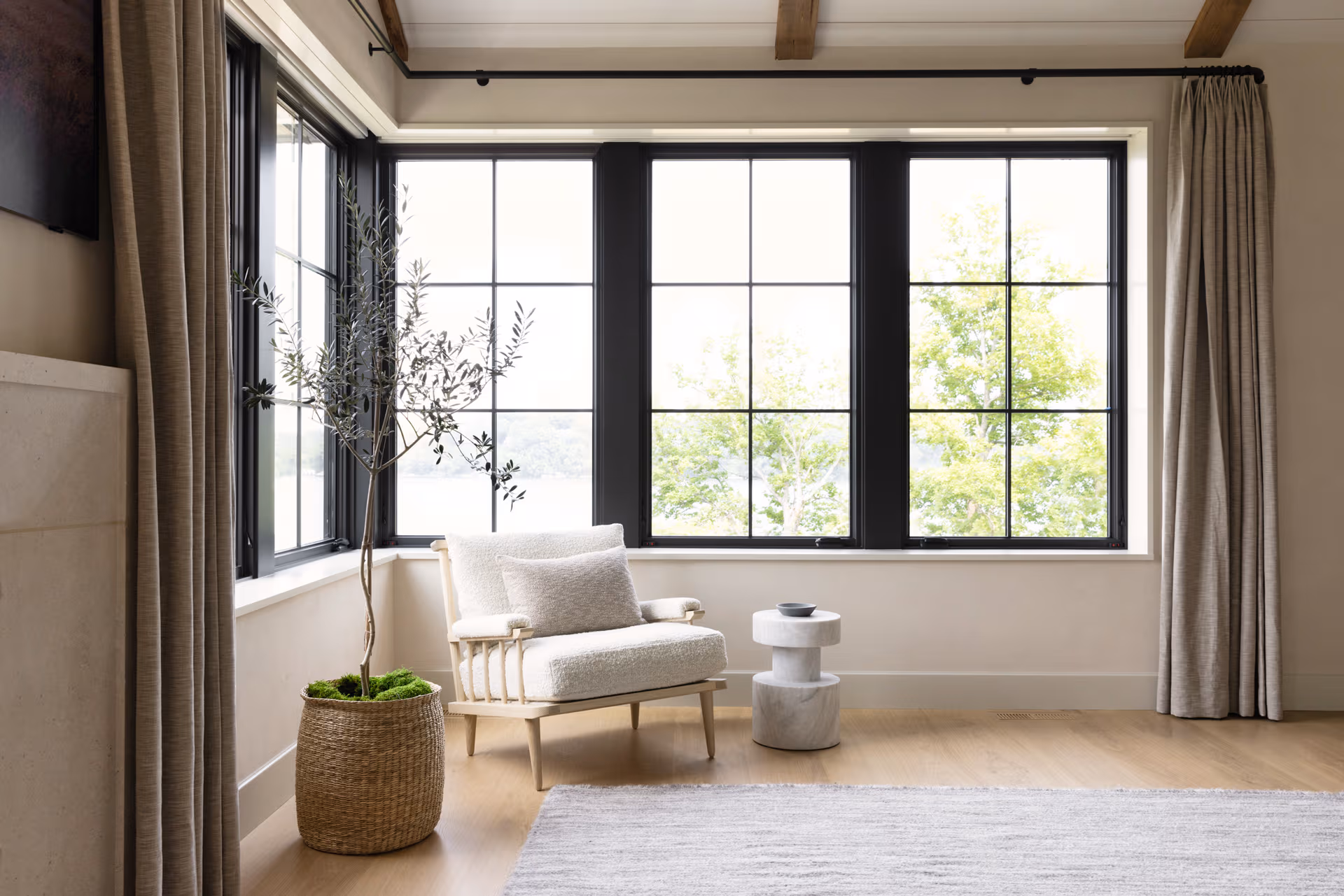 Aluminium Fixed Windows in Bangalore